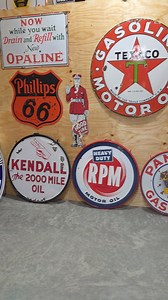 Seven o'clock central standard time on porcelain sign trader https://facebook.com/events/s/ghost-pepper-hot-night-2/1103558088422433/ | Ron Morton