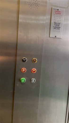 Lester #lift #elevator #shorts #tremdingshorts #trending