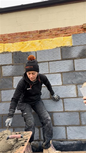 Darcie | Get a girl that can do both… right? 😄 #bricklayer #shestheman #construction #reel #relatable | Instagram