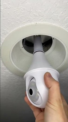 Easy-to-use light bulb camera