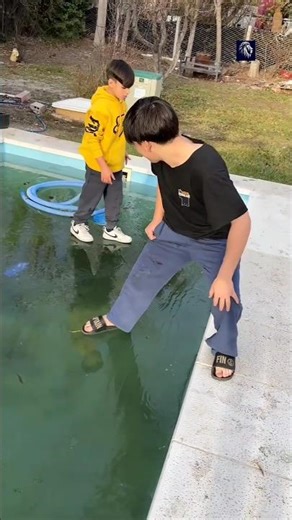 Swiming Pool Prank Gone Wrong 😱