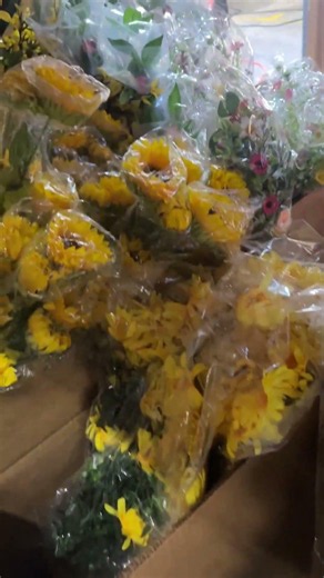 🌻 Fresh Yellow Florals & Sunflowers Have Arrived at Trendy Tree