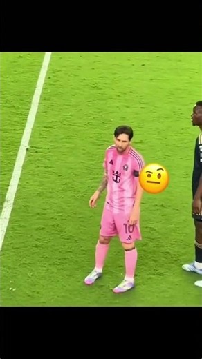 When Messi & pessi gests into a fight 🤣#football #messi #fifa #shorts