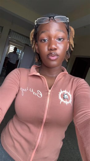 Tips on how to stop my edges from turning white☹️??