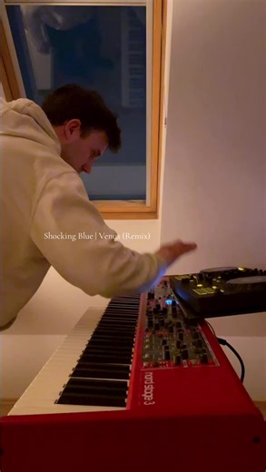 Reviving Classic House Music with Venus Remix