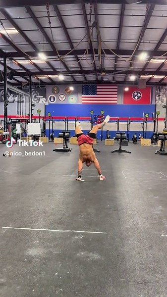 Intense 15-Minute AMRAP CrossFit Workout Routine