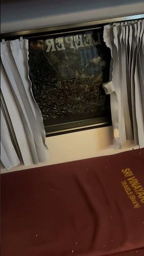 redBus reviews: Our bus met with an accident | PissedConsumer.com