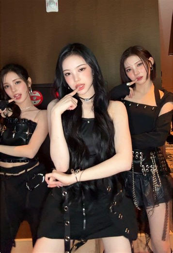 Hearts 2 Hearts: JIWOO and YUHA Challenge Moments