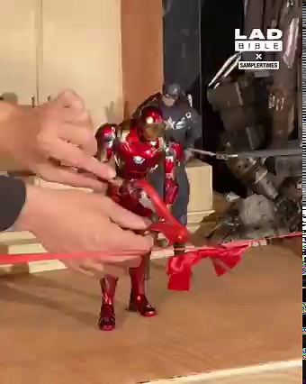 170K views · 1K reactions | This Marvel-themed stop-motion is brilliantly created!  | LADbible | Facebook