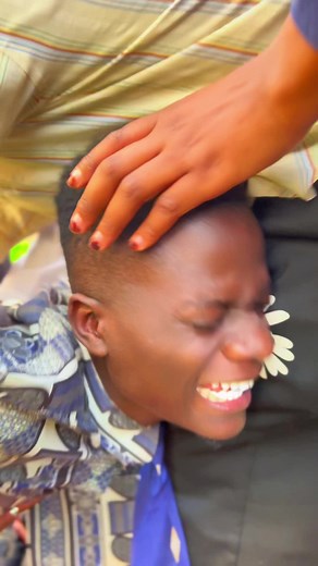 Eddagala lituuse ku gumba 😂😂@D A V O🇺🇬 #viral #foryou #funnyvideos #music #foryoupage #comedyvideos #funnydance #comedyvideo #funny #fypシ #wasswamaribz #taatabomboka