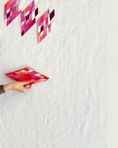 "Soooo EASY to Make!" This Luminary Quilt LOOKS complicated to make, but it's actually SUPER easy! 🎉 There are NO tiny pieces to cut and sew together. It's almost completely strip-quilted, and you don't even need to have to cut or sew super accurately. 😅 In fact, you only need to match 3 seams in the entire quilt, making this the perfect quilt, even for beginners! 🙌 The detailed pattern and workshop tells you exactly how to pick colors that will make this quilt shine! It’d look great with one