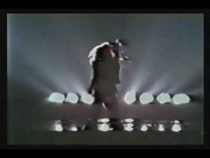 Van Halen - Runnin with the Devil LIVE Largo 1982