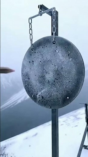 “Extreme Long-Range Sniper Shot in the Arctic (Slow-Mo Impact!)”