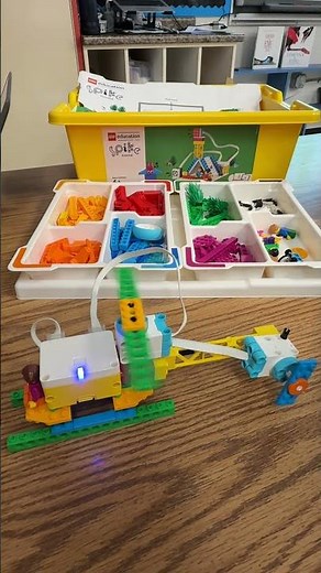 MES Grade 4: Lego Spike Hovering Helicopter 1