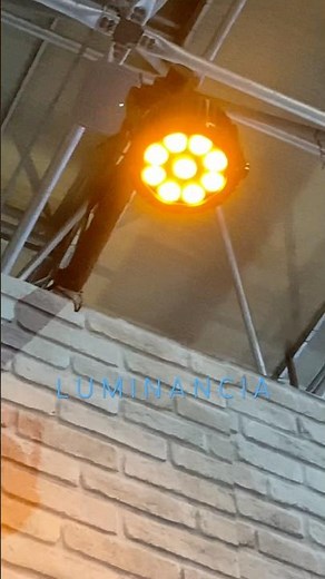PAR LED RGBWUVA DMX com a luz âmbar (A) #parled #rgbwuav #dmx