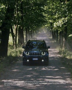 The new Jeep® Renegade and Compass 4xe Plug-In Hybrid combine a classic 4x4 traction with the electric drive. Watch more and discover more about their hybrid power. | Jeep Europe