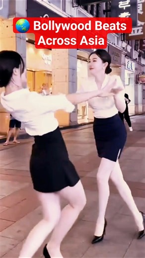 Chinese Cute Girl Dancing on Classic Bollywood Song ✨ #dance #short