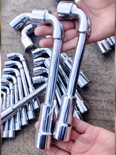 L-Shaped Perforated Socket Wrench for Auto Repair