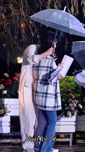 Final scene in the rain BTS“好雨知时节” Video from“Vivi南小瓜”#好雨知时节#王皓祯 #郭宇欣 #wanghaozhen #guoyuxin #cdrama