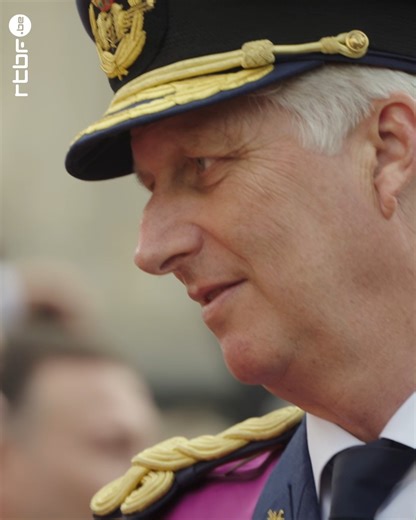 À l'occasion de ses 10 ans de règne, ce documentaire vous emmène à la rencontre du Roi Philippe, que le réalisateur Nicolas Delvaulx a pu suivre pendant plus d'un an. Il en résulte un film historique : jamais auparavant un Roi ne s'est confié de cette manière avec autant de franchise, de spontanéité et de profondeur... A découvrir en exclusivité ce 15/12 | 20h10 | La Une et RTBF Auvio | RTBF