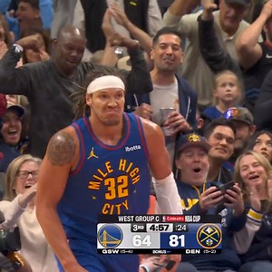 GORDON POSTER 😳 Zakucavanje Voriorsa i prva pobeda Denvera u NBA Kupu! 🃏 26 poena (12/15 iz igre) | 9 asistencija | 9 skokova DEN 129-104 GSW 📊 https://shorturl.at/PWDfL | NBA Serbia