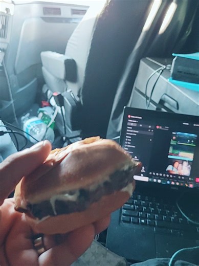 @Hardee’s Mushroom & Swiss Burger REVIEW 😳🍔🍄🧀 #foryoupage #fypシ #burger #foodreview #food