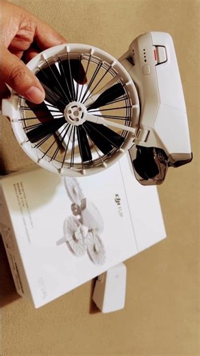 DJI Flip - Two Battery Combo