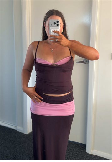 @Glassons coming through with the most gorgeous plum and pink set !!! #glassons #glassonshaul #size12fashion #midsize #tryon Outfit of the day Size 12 outfit inspo Size 10 outfit ideas Midsize fashion Midsize outfit ideas Curvy girl outfit Dressing for your body type Daily outfit inspo Causal outfit ideas Glassons discount code 2026