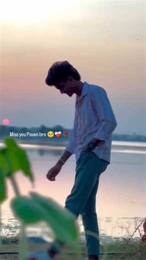 @_Mani...❤ on Instagram: "... Miss you Pavan bro 🥺❤️‍🩹👀... #mr_01_pavan_19 #killersmile😍😍😍🔥🔥🔥🔥🔥💛💛💛💚💚💚💙💙💙💙💕💕💕💓💓 #reels #trending #davanagere"