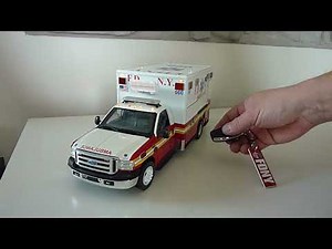 1:18 Ford F-350 FDNY Ambulance with Lights and Sound