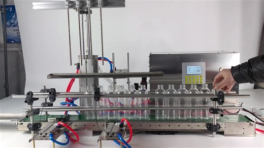 Automatic Portable 4 Head Four Nozzles Numerical Control Detergent Liquid Conveyor Belt Filling Machine Liquid Filling Line