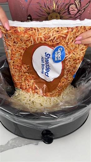 Yummy crockpot recipe This taco hashbrown crockpot is so good | The Savory South