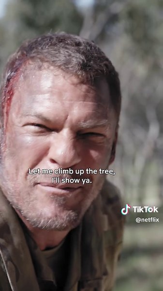 Encountering a Giant Lizard While Filming