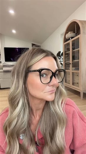 Bougie on a Budget on Instagram: "Quick little glasses haul 👓 — 🔗 LINKS IN MY BLOG & SHOP MY update: Itk got rid of our fav site so all links are in my blog & shop my now #bougie #bougieonabudget #unboxing #unboxingreels #unboxingvideo luxforless budgetbags budgetfinds budgetfriendly"