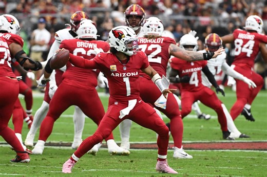 Cardinals Fans Brawl In The Upper Deck During Blowout Loss To The Commanders