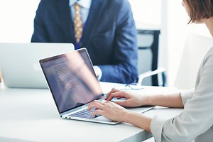 メールの改行マナー・文字数と適切な署名の書き方 [SOHOで働く] All About