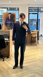 10 cols de chemise que tout homme élégant devrait connaître. Si tu n’en reconnais que 2 ou 3, tu passes à côté de quelque chose. Le col change tout : – la perception de ton visage – l’équilibre de ta tenue – le niveau d’élégance que tu dégages Un détail que 90 % des hommes négligent… et pourtant l’un des plus puissants. 👉 Dis-moi en commentaire quel col tu portes le plus souvent #chemise #col #élégance #sartorial #élégant | Julien Alcelay