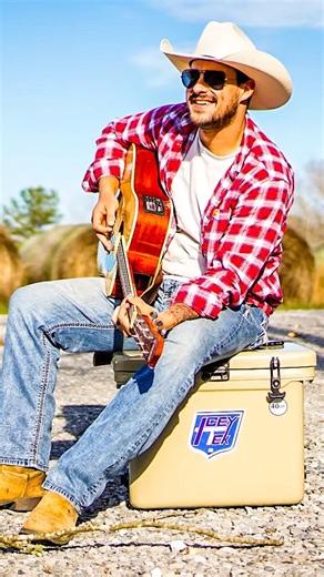 Nick's Story #iceytek #coolers #countrymusic #deerblinddadjokes | Motivation Station