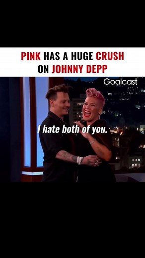 Pink has a huge crush on Johnny Depp. Watch how much she blushes when she meets him 🥰 #johnnydepp #pink #celebritycrush