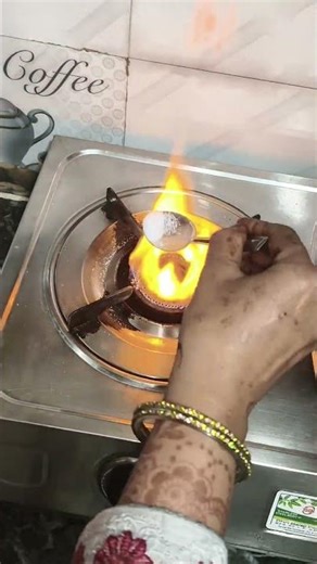 Gas burner cleaning tips😱| aap log bhi try karen #trending #viralshorts ‪@Nishavlog-42‬