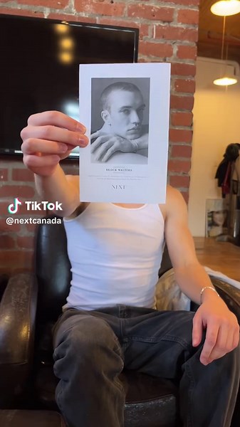 Model Casting Insights: Comp Cards vs In-Person Auditions