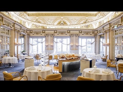 classic caillou misbehaves at 5 star fancy restaurant/ all stars gets lost/ hyper grounded