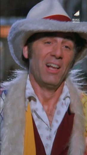 Kramer's New Look | Seinfeld