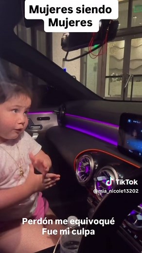 Mujeres siendo mujeres #viral #comico #video #viraltiktok @daniel___zs__