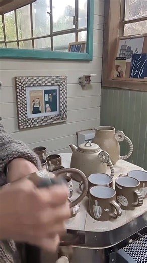 3.9K views · 43 reactions | Teapot #ceramics #art #pottery #handmade #porcelain #cozy | Creative Art Pottery | Facebook