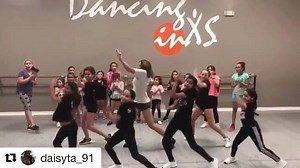 Bailalo, bailalooooo... #CalypsoDance #CalypsoChallenge #Repost @daisyta_91 with @get_repost ・・・ Una de mis cosas favoritas en todo el mundo es poder compartir y enseñar a mis nenas de @dancinginxsdancestudio 💛 Y hoy quise mostrarles el #CalypsoChallenge de mi jefe, amigo y coreógrafo @dannylugo_choreographer by: @luisfonsi 🏝💃🏻🔥 . . #LuisFonsi #SummerVibes #DannyLugoChoreography #TeamDannyLugo #Latinos #MiamiDancers #DInXsFamily #DanceStudio #DanceTeacher #Doral | Luis Fonsi