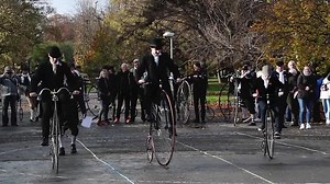 Czech fans of antique bicycles show off their skills