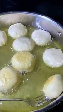 how to make the perfect fried dumplings// Jamaican Style