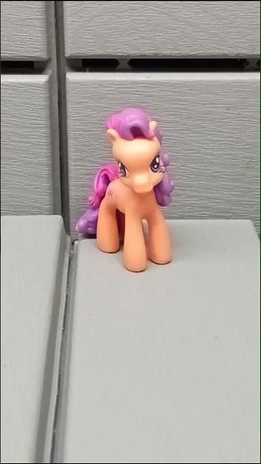 MY LITTLE PONY // HASBRO // My Little Pony Scootaloo G3 Hasbro Ponyville