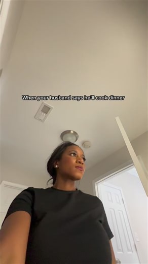 Every single alarm in the entire house went off 😅😂 In my husband’s defense this is the first time this has ever happened • • • • • #cookingfail #cookingathome #husbandandwife #marriedcouple #reallifemoments | Shannel Pearman